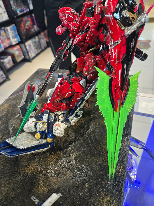 Sazabi and Nu Gundam Battle Diorama