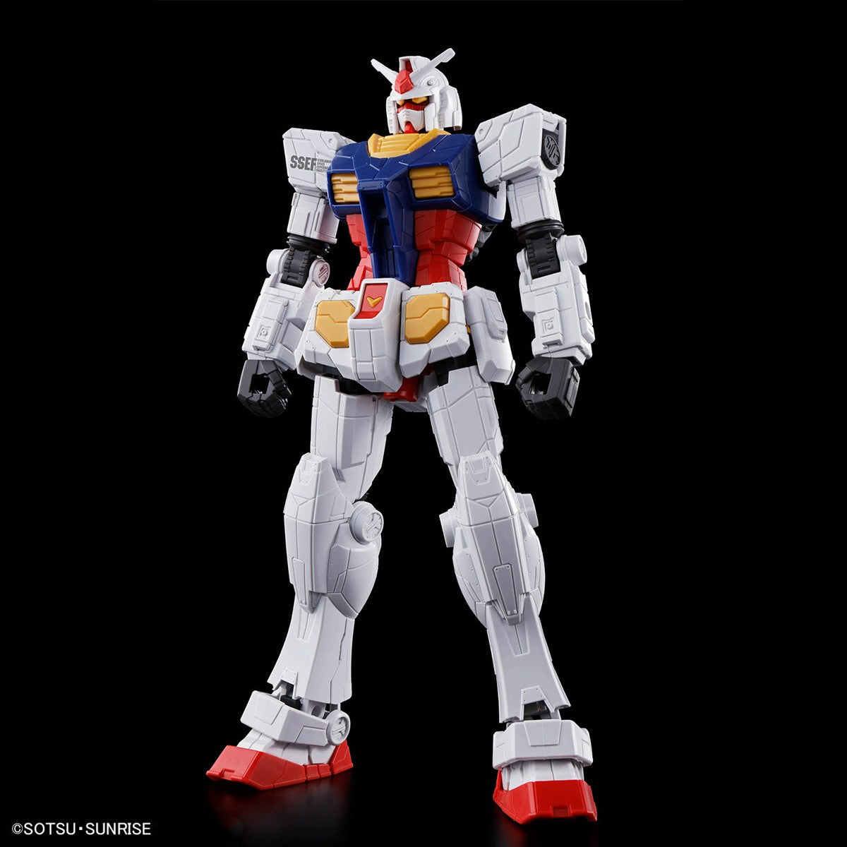 1/144 EG RX-78F00/E Gundam