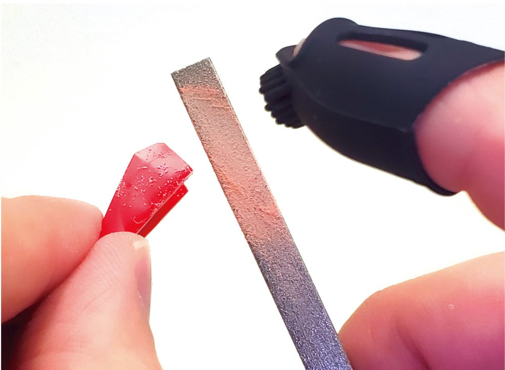 The Finger Broom (Blue)