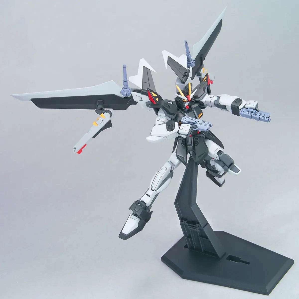 1/144 HG Strike Noir Gundam