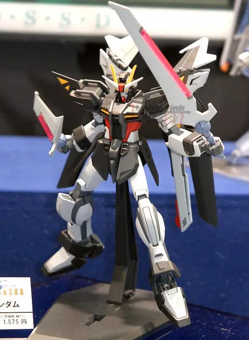 1/144 HG Strike Noir Gundam