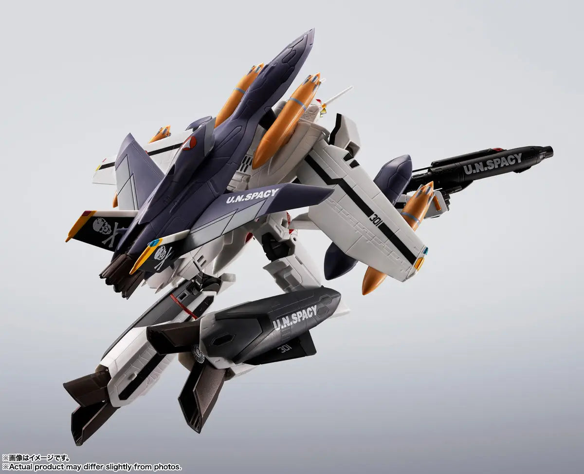 HI-METAL R VF-0S Phoenix (Roy Focker Use) + QF-2200D-B Ghost