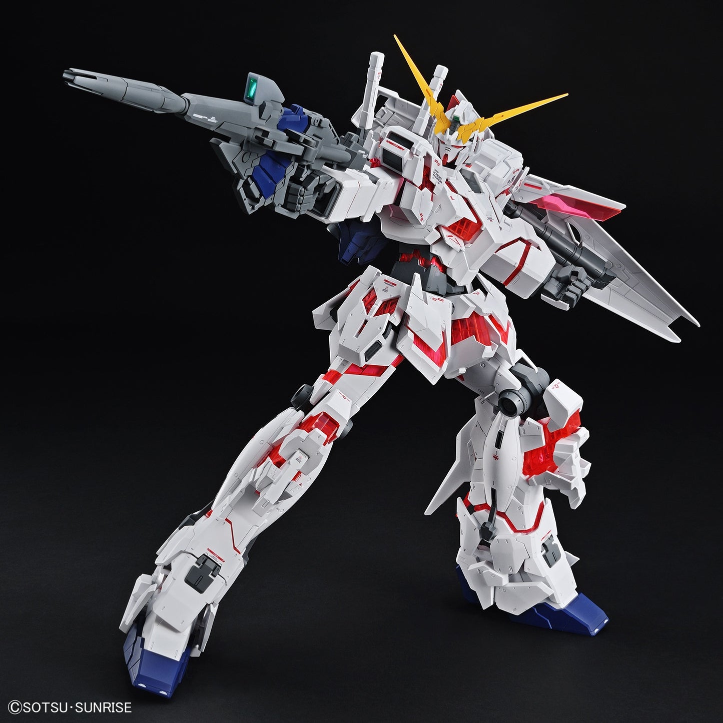 MSM 1/48 Unicorn Gundam (Destroy Mode)