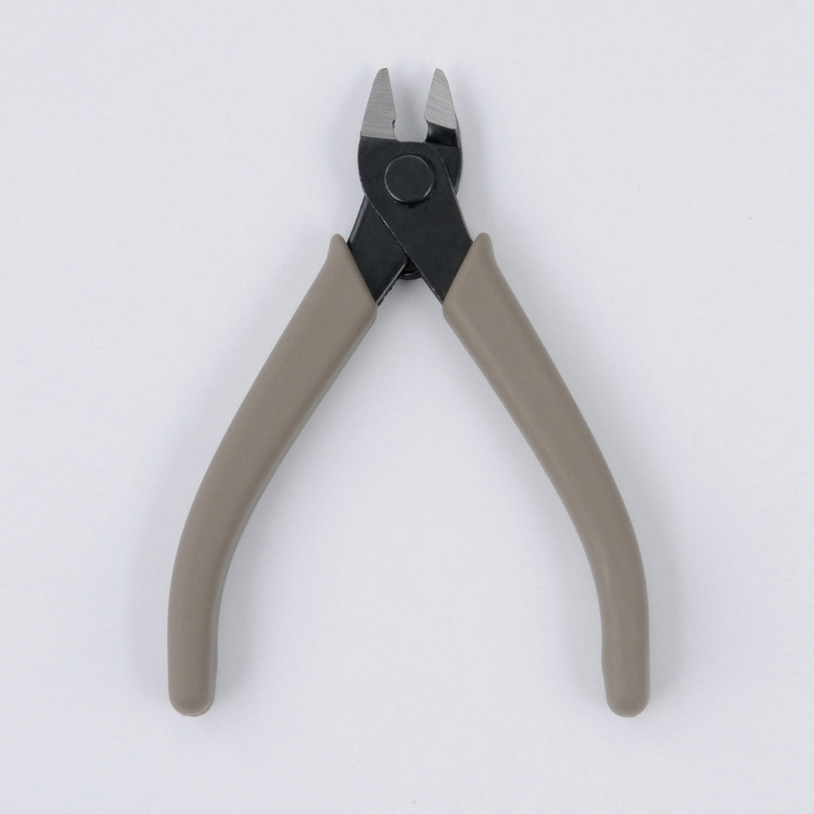 BANDAI SPIRITS Entry Nipper (Gray)