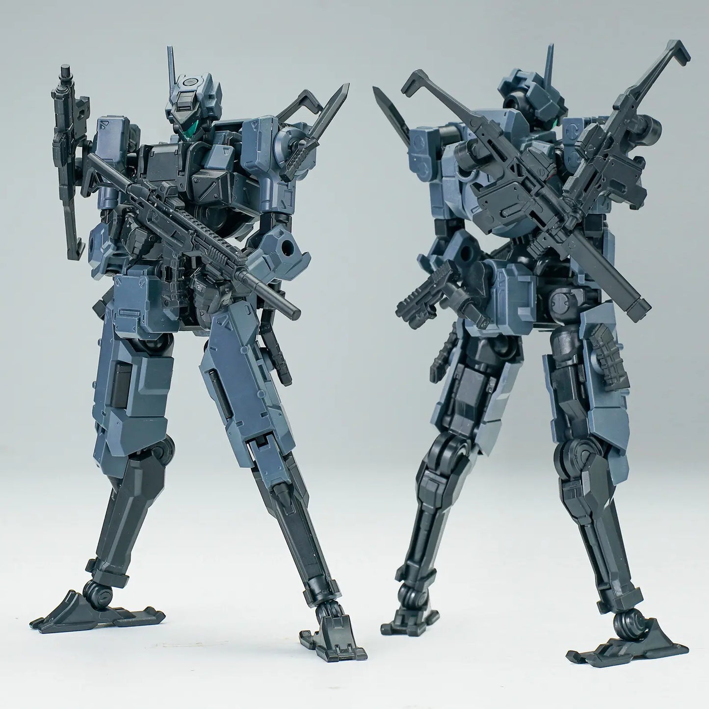 3 min project Series FENRIR Plastic Model Kit (Gray)