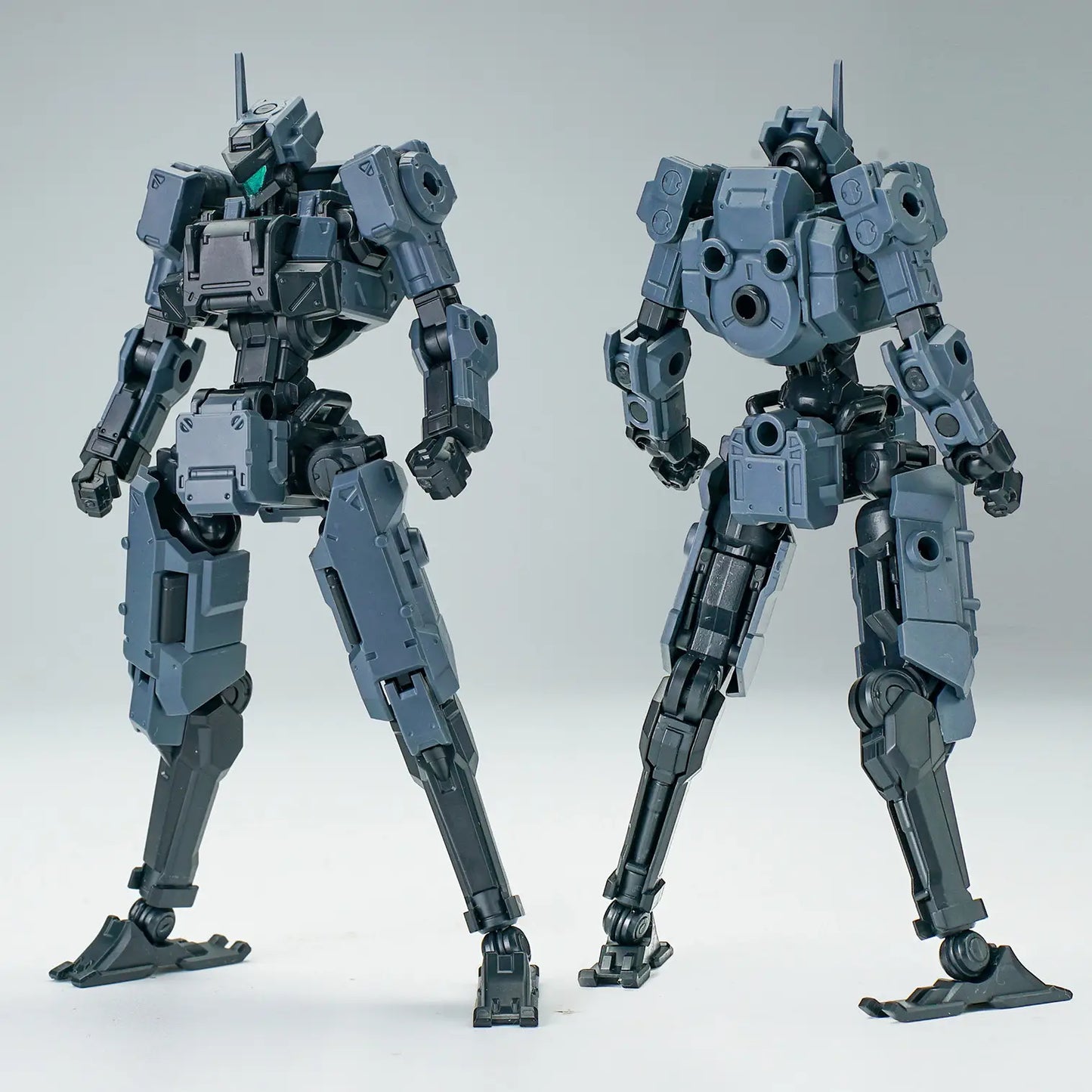 3 min project Series FENRIR Plastic Model Kit (Gray)