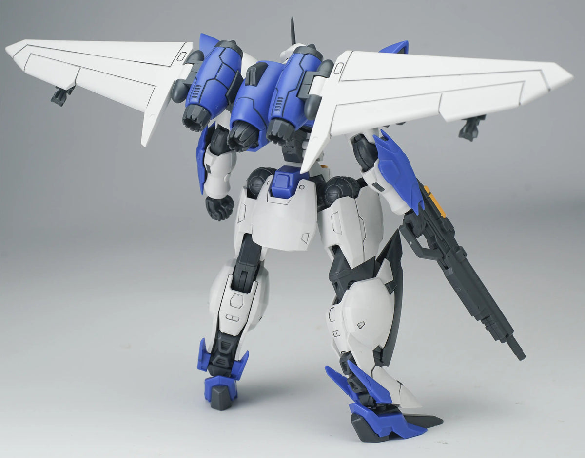 1/144 Ultra Action Trooper: Yun-Que Plastic Model Kit Blue x White Ver.